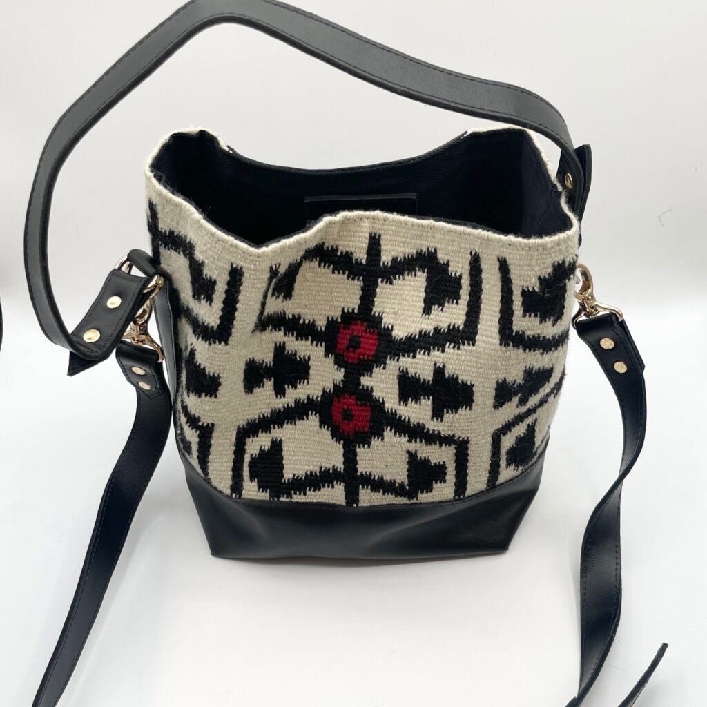 bag medium red