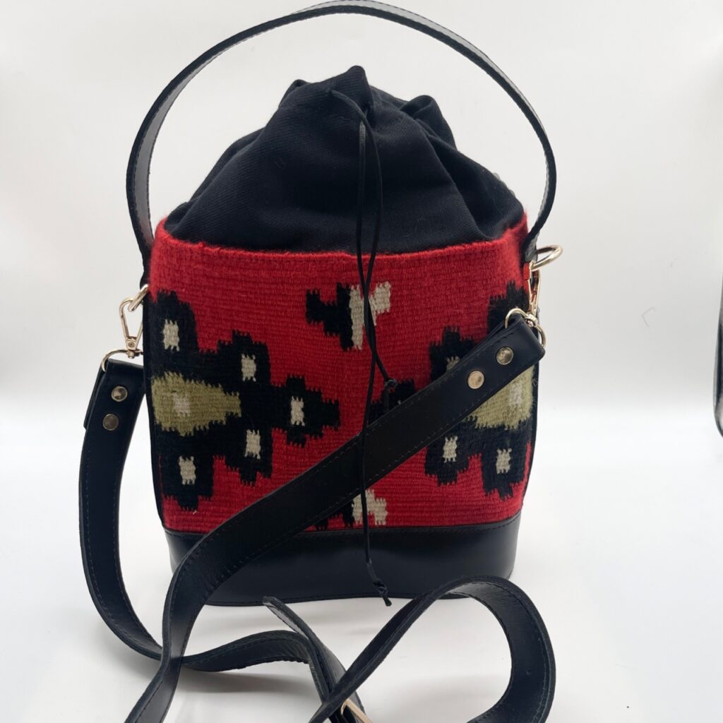 bag small red and green