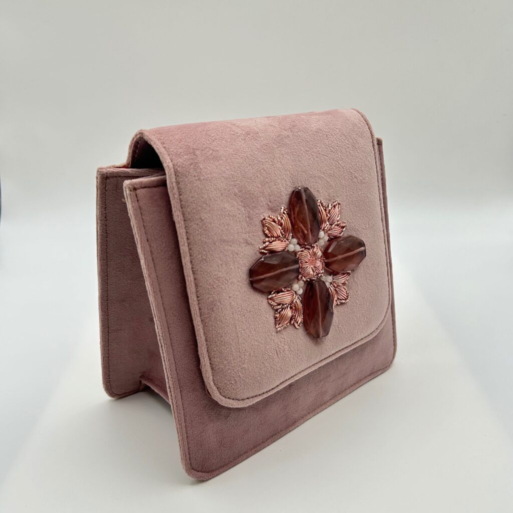 clutch tile pink