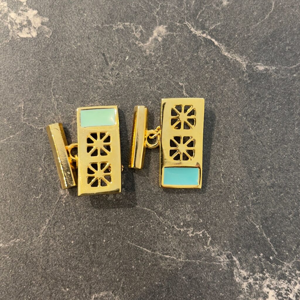 cuff button (shamsolemare)