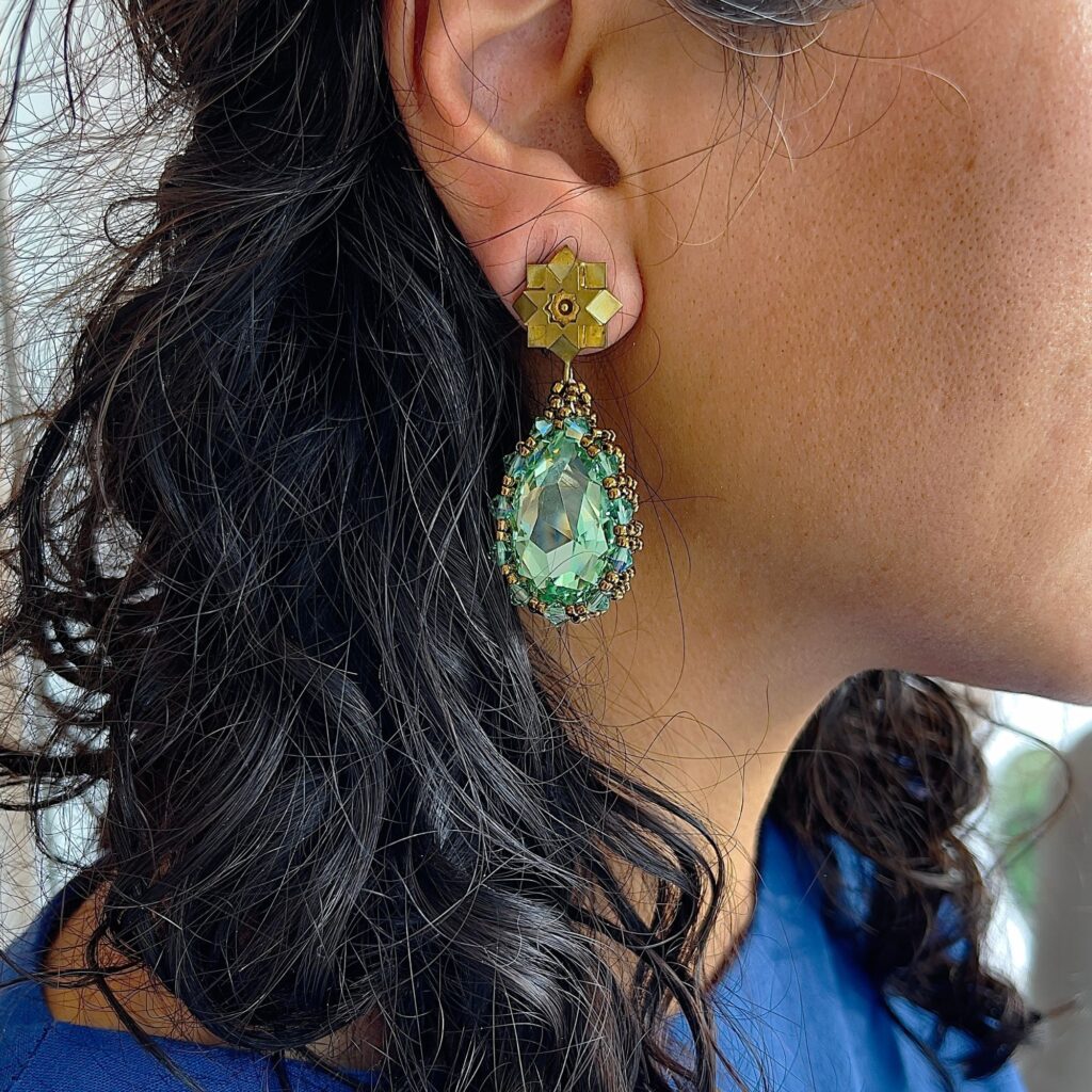 Earring Neshan